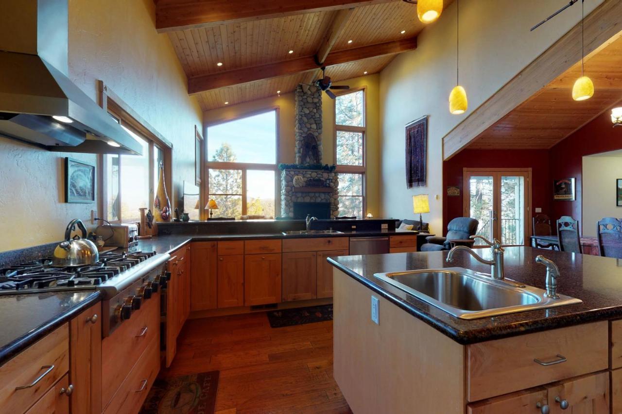 Pine Mountain Getaway Villa Groveland Exterior photo