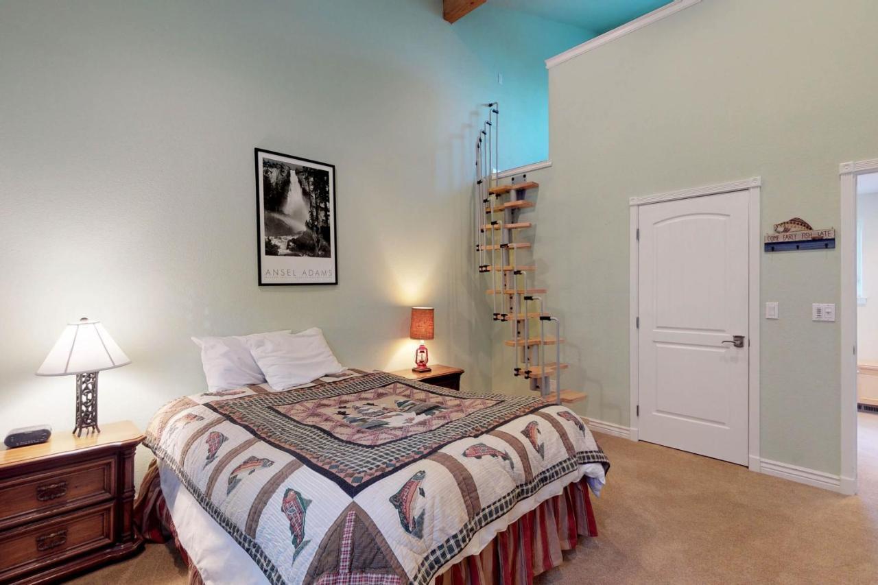 Pine Mountain Getaway Villa Groveland Exterior photo