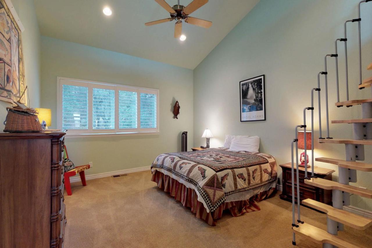Pine Mountain Getaway Villa Groveland Exterior photo